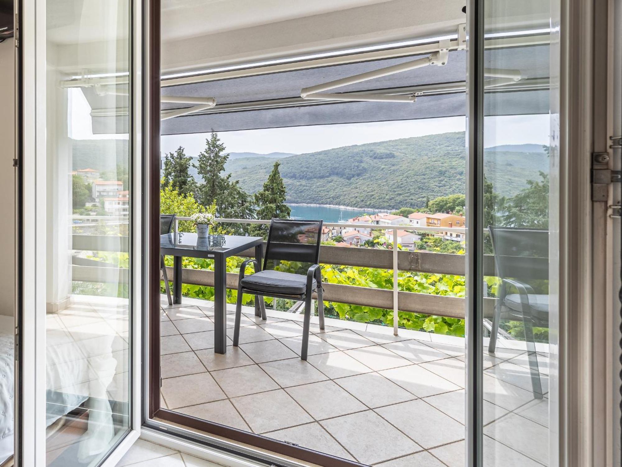 Apartments Sea View Rabac Quarto foto